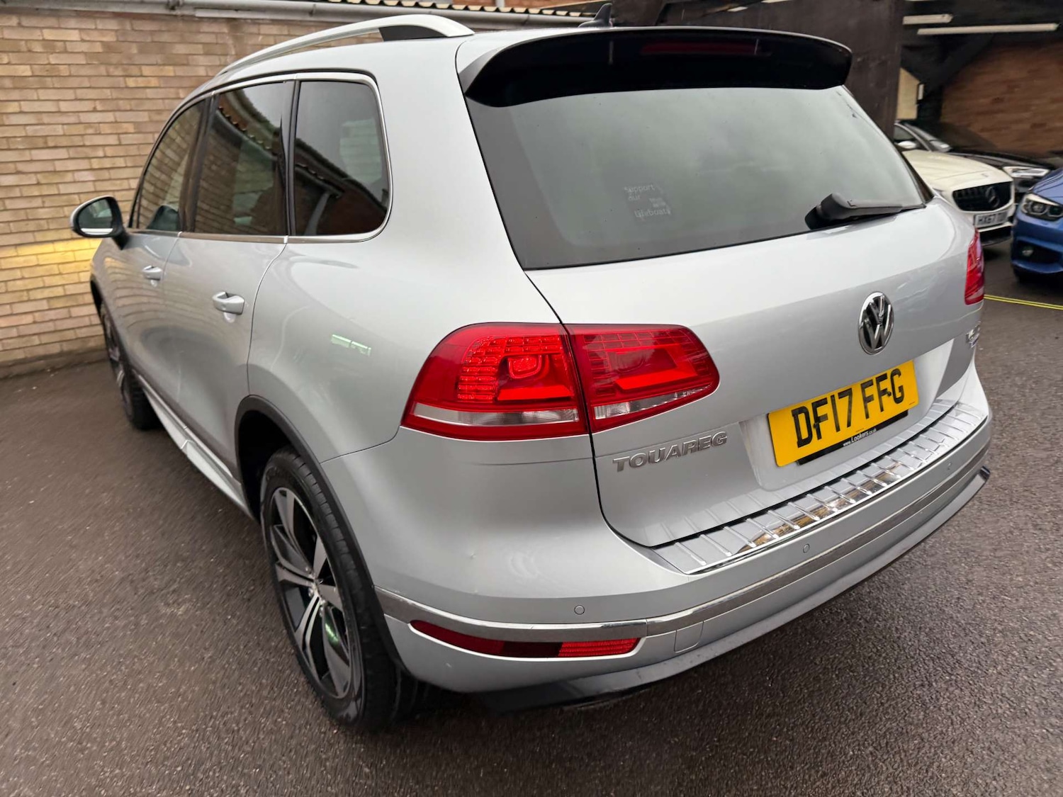 Used Volkswagen Touareg 2017 for sale - 77022440: Photo 75