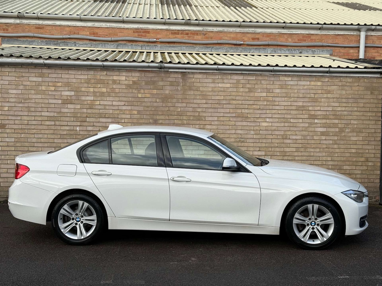 Used BMW 3 Series 2014 for sale - 77172476: Photo 18
