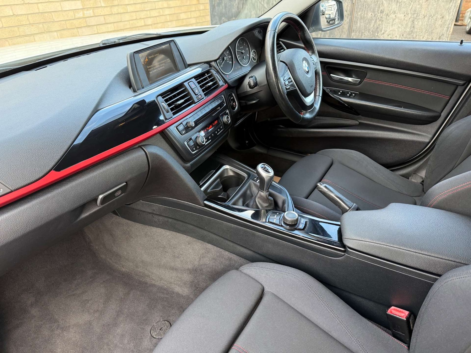 Used BMW 3 Series 2014 for sale - 77172476: Photo 2