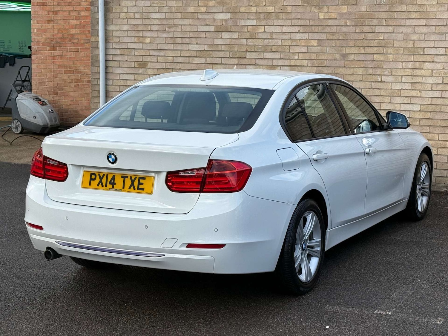 Used BMW 3 Series 2014 for sale - 77172476: Photo 30