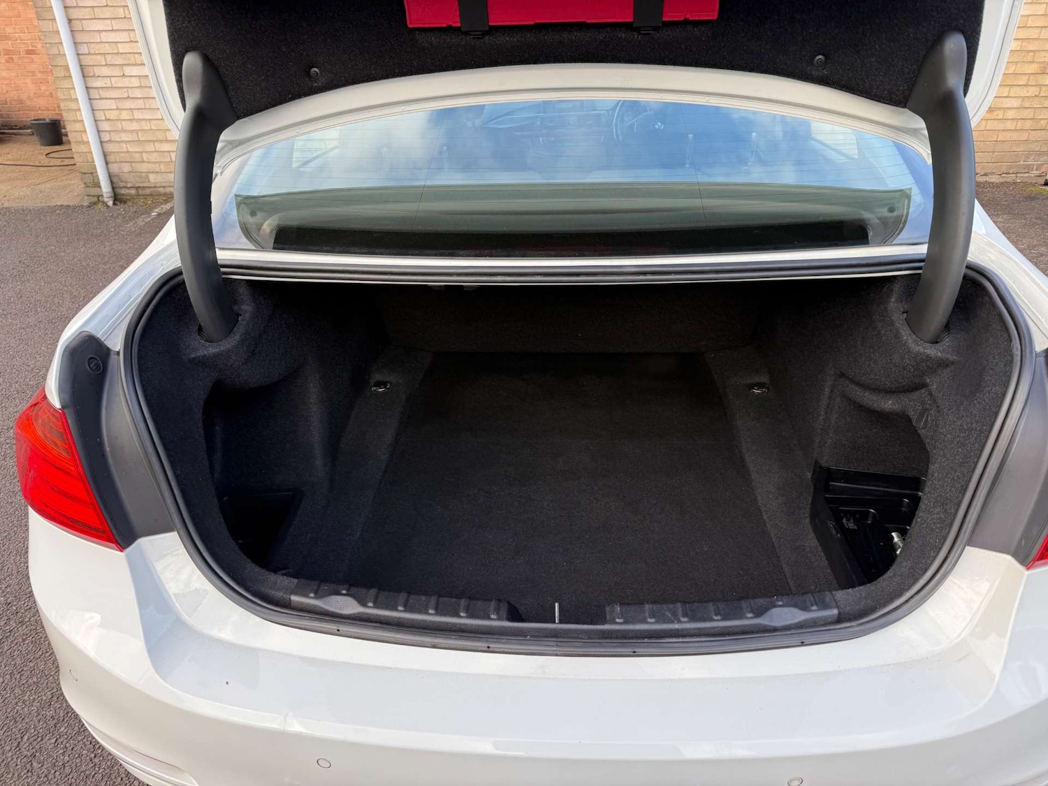 Used BMW 3 Series 2014 for sale - 77172476: Photo 32