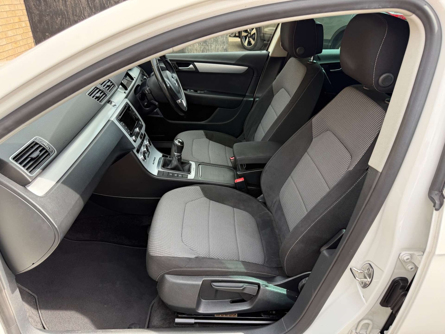 Used Volkswagen Passat 2014 for sale - 77033650: Photo 23