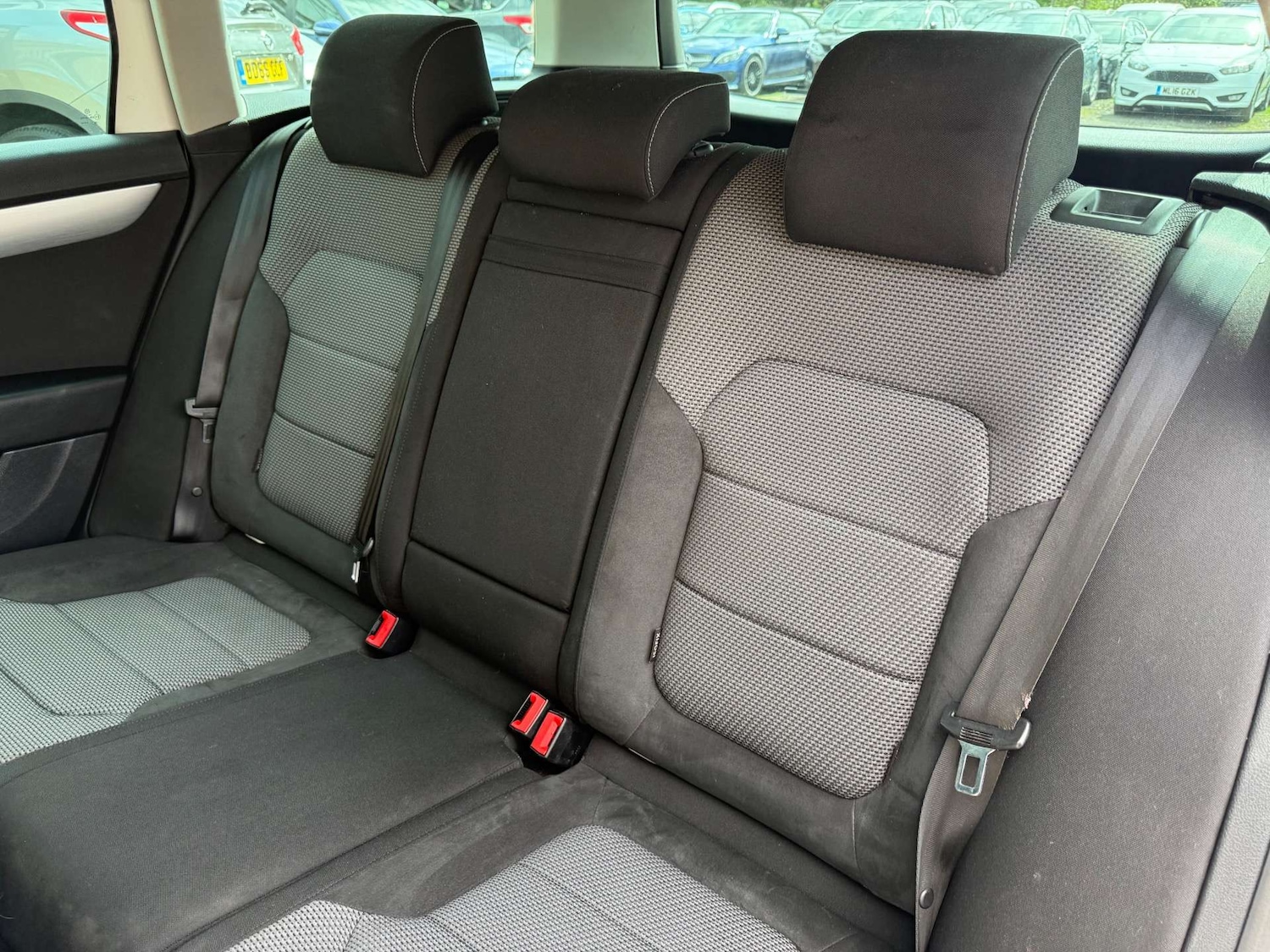 Used Volkswagen Passat 2014 for sale - 77033650: Photo 37