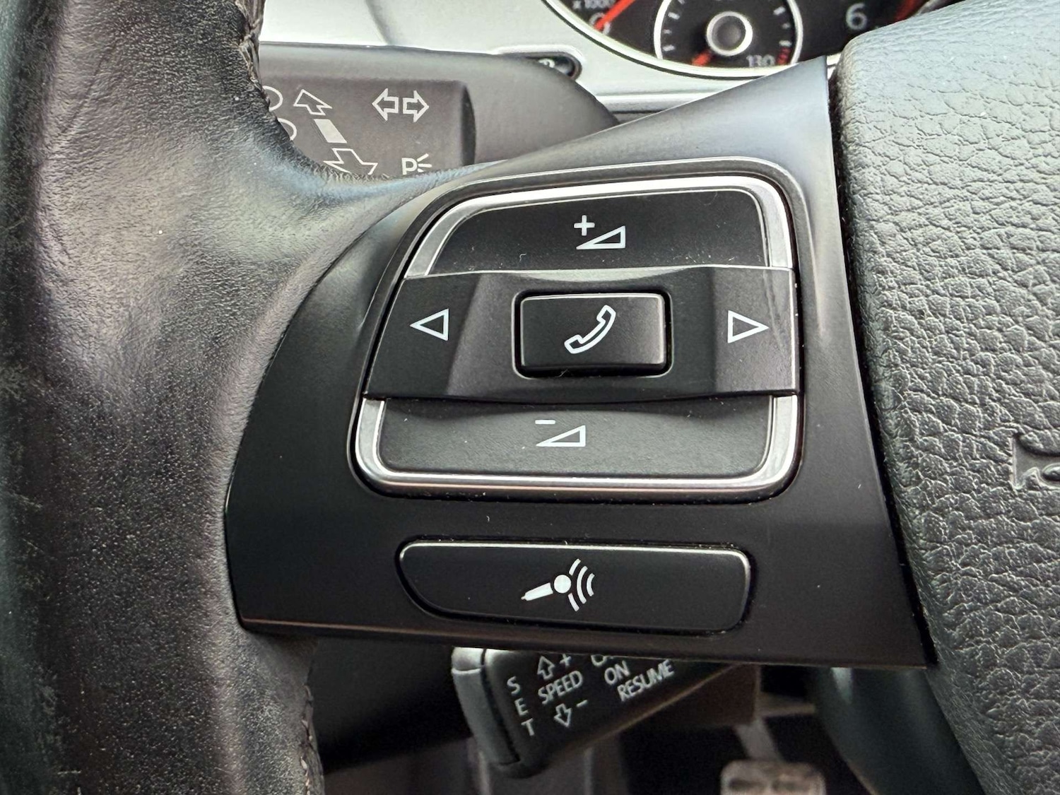 Used Volkswagen Passat 2014 for sale - 77033650: Photo 61