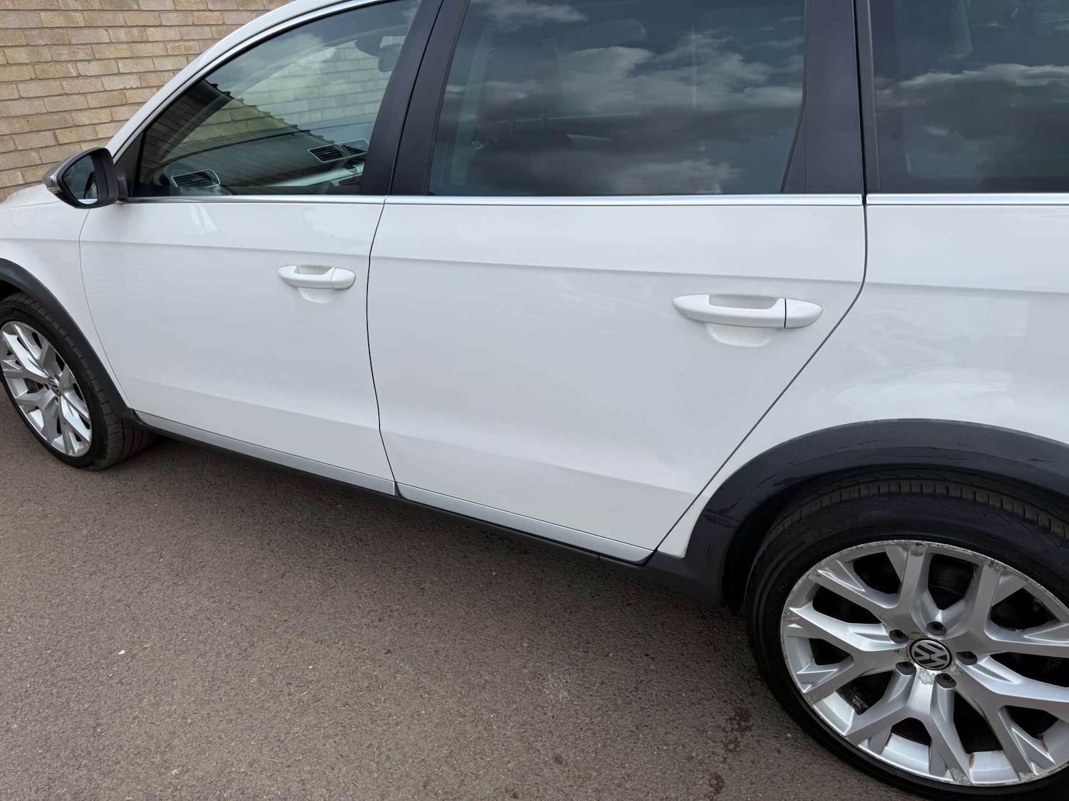 Used Volkswagen Passat 2014 for sale - 77033650: Photo 89