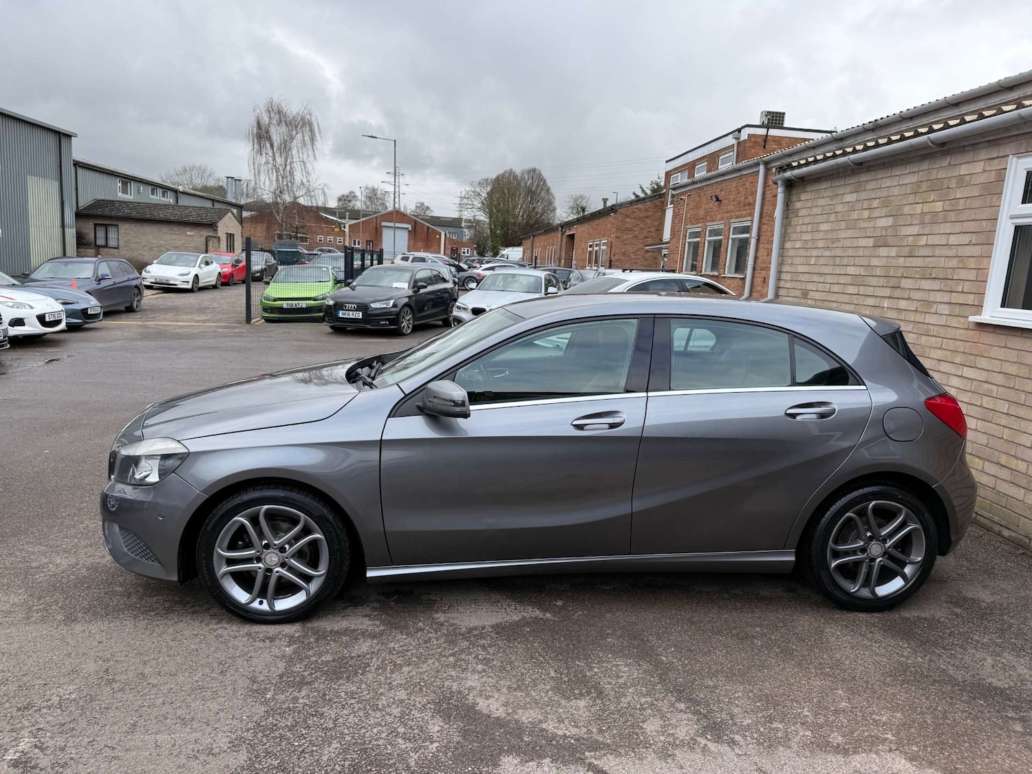 Used Mercedes-Benz A-Class 2013 for sale - 77545037: Photo 23