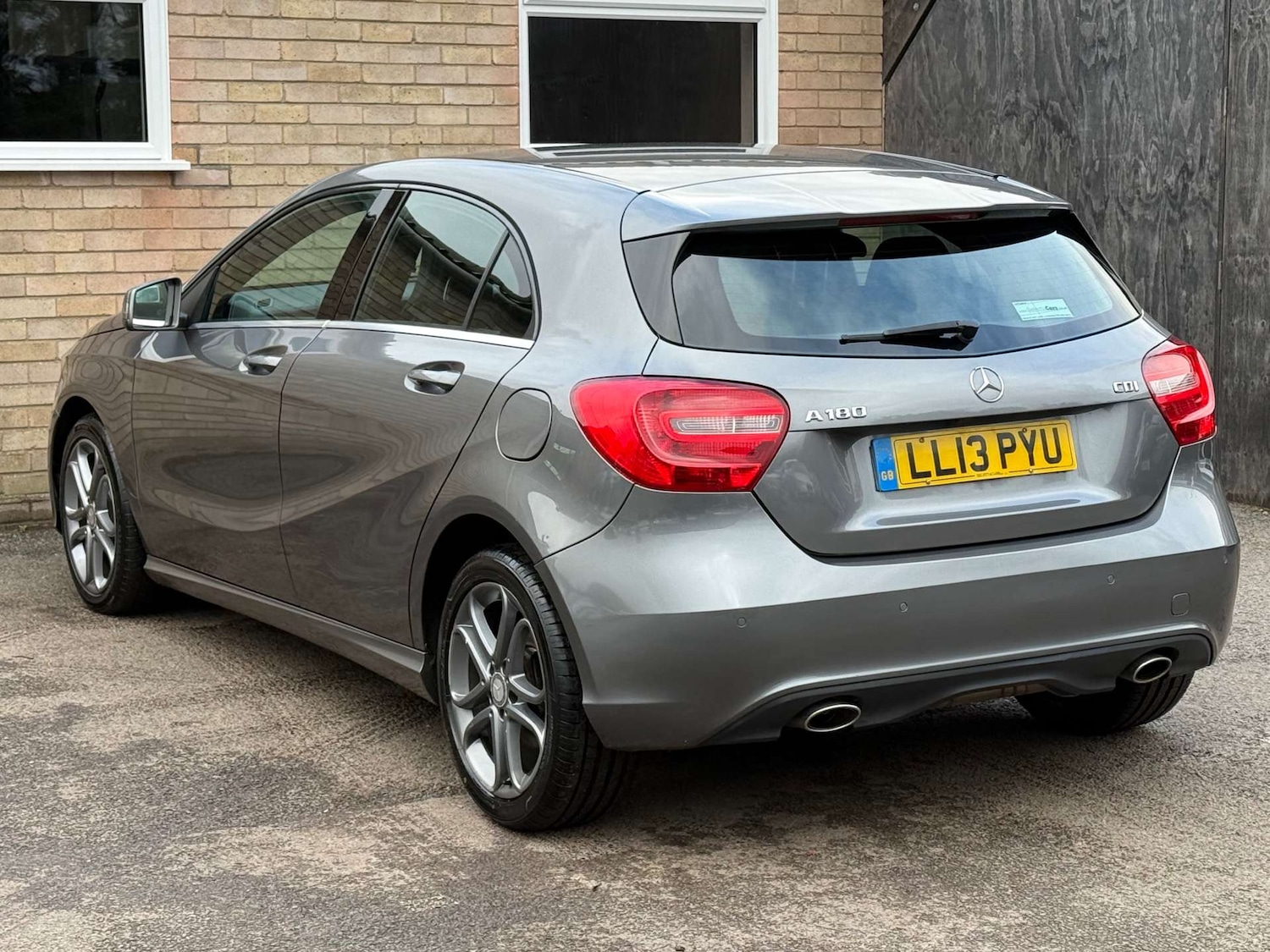 Used Mercedes-Benz A-Class 2013 for sale - 77545037: Photo 38