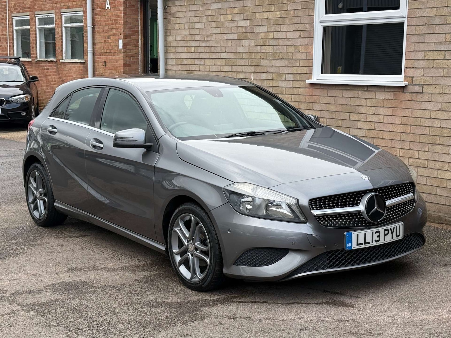 Used Mercedes-Benz A-Class 2013 for sale - 77545037: Photo 4