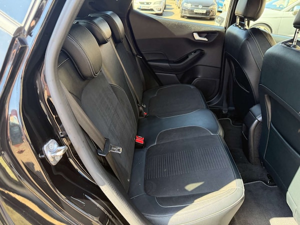 Used Ford Fiesta 2018 for sale - 75210122: Photo 29