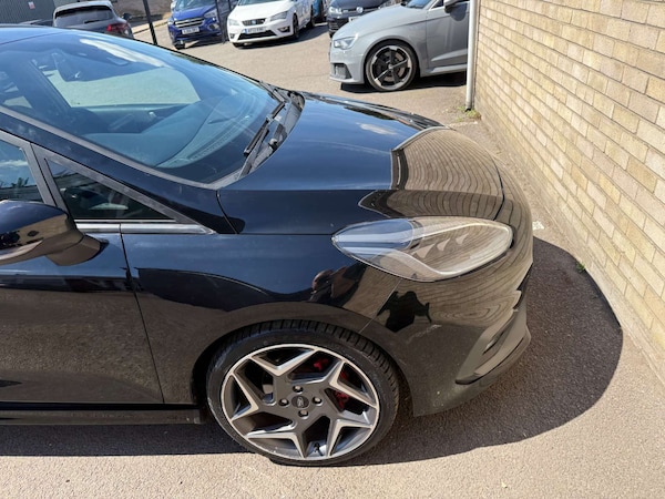 Used Ford Fiesta 2018 for sale - 75210122: Photo 68