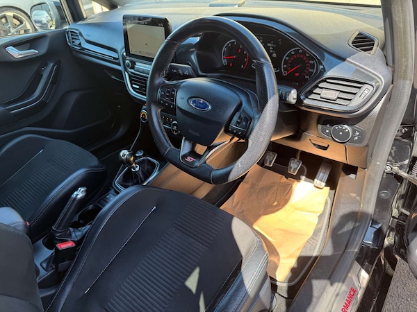 Used Ford Fiesta 2018 for sale - 75210122: Photo 6