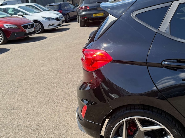 Used Ford Fiesta 2018 for sale - 75210122: Photo 74