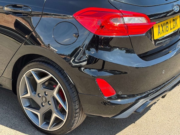 Used Ford Fiesta 2018 for sale - 75210122: Photo 78