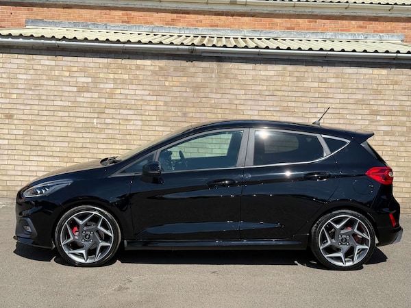 Used Ford Fiesta 2018 for sale - 75210122: Photo 8