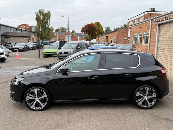 Used Peugeot 308 2017 for sale - 76304420: Photo 15