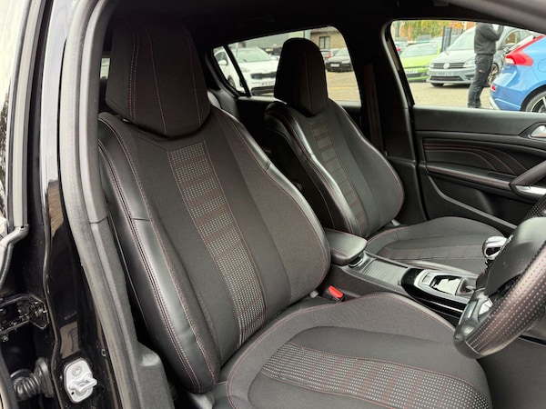 Used Peugeot 308 2017 for sale - 76304420: Photo 17