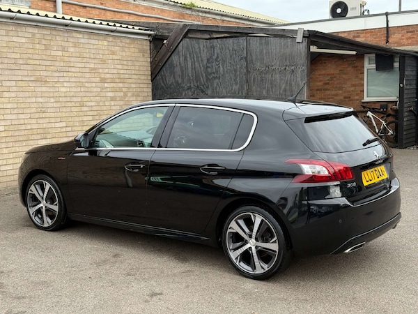 Used Peugeot 308 2017 for sale - 76304420: Photo 25