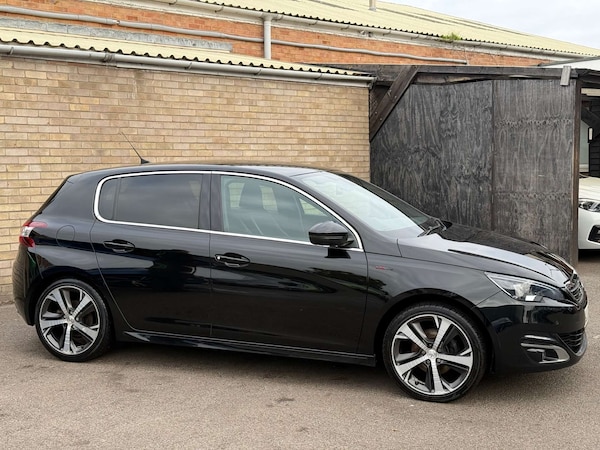 Used Peugeot 308 2017 for sale - 76304420: Photo 27