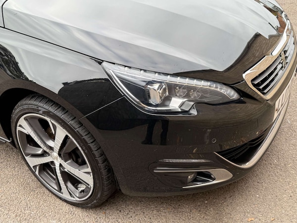 Used Peugeot 308 2017 for sale - 76304420: Photo 63