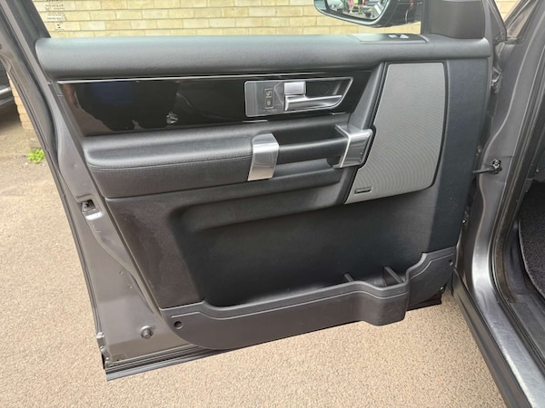 Used Land Rover Discovery 2014 for sale - 75344673: Photo 78