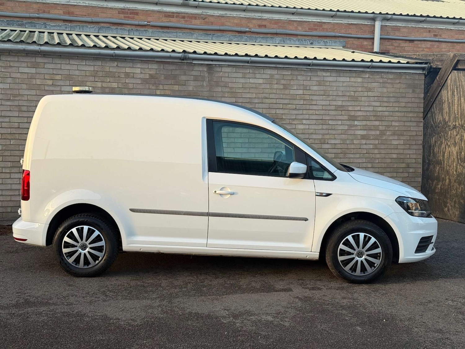 Used Volkswagen Caddy 2019 for sale - 76604263: Photo 24