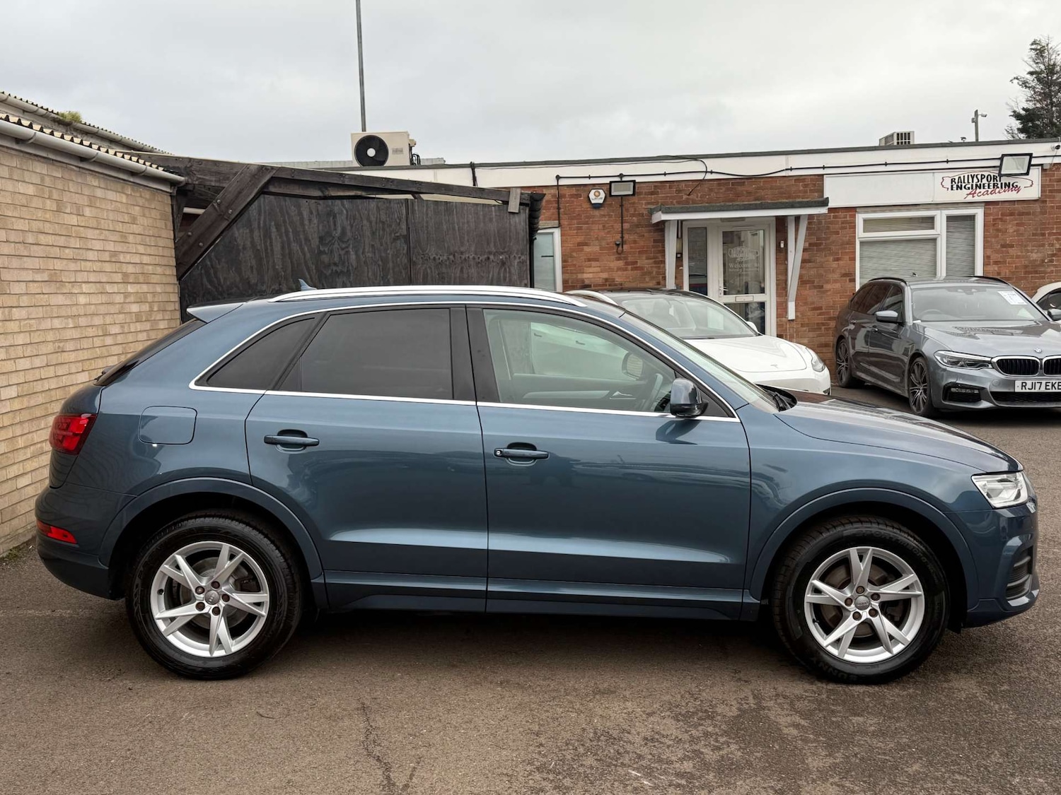 Used Audi Q3 2015 for sale - 76949878: Photo 18