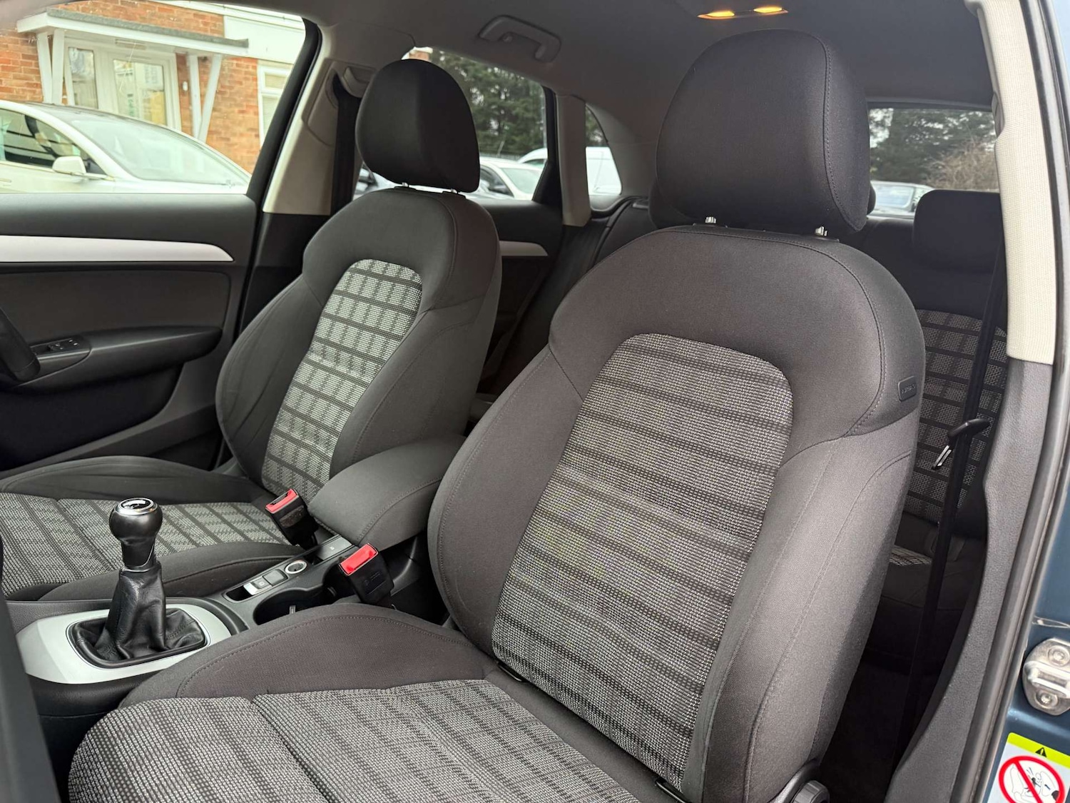 Used Audi Q3 2015 for sale - 76949878: Photo 26