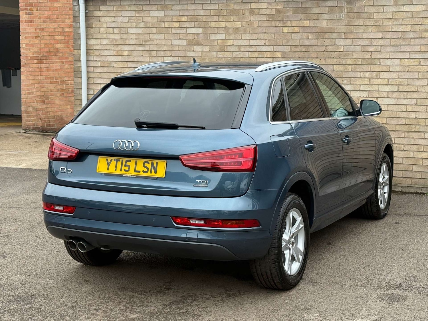 Used Audi Q3 2015 for sale - 76949878: Photo 39