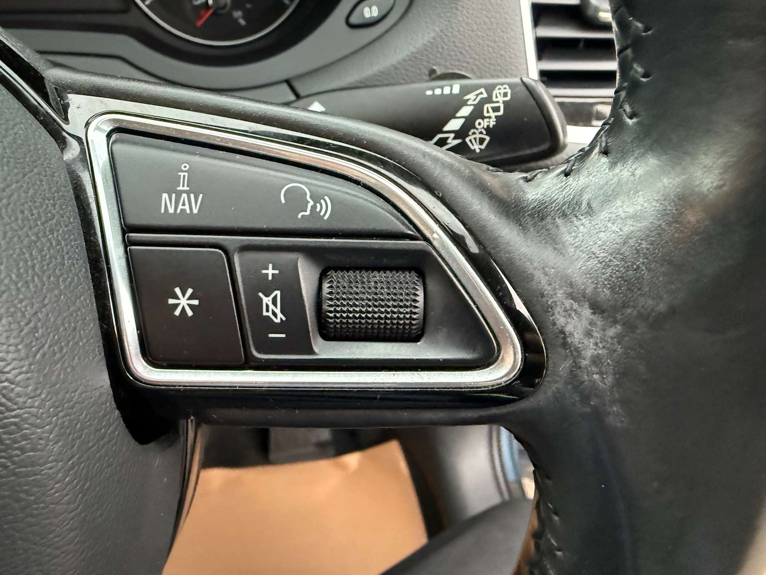 Used Audi Q3 2015 for sale - 76949878: Photo 50