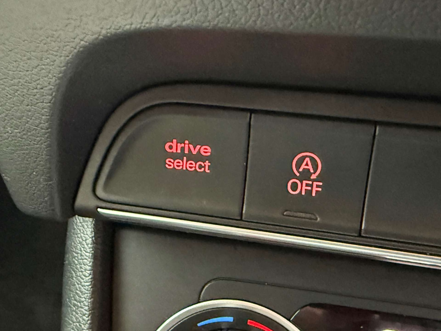 Used Audi Q3 2015 for sale - 76949878: Photo 52