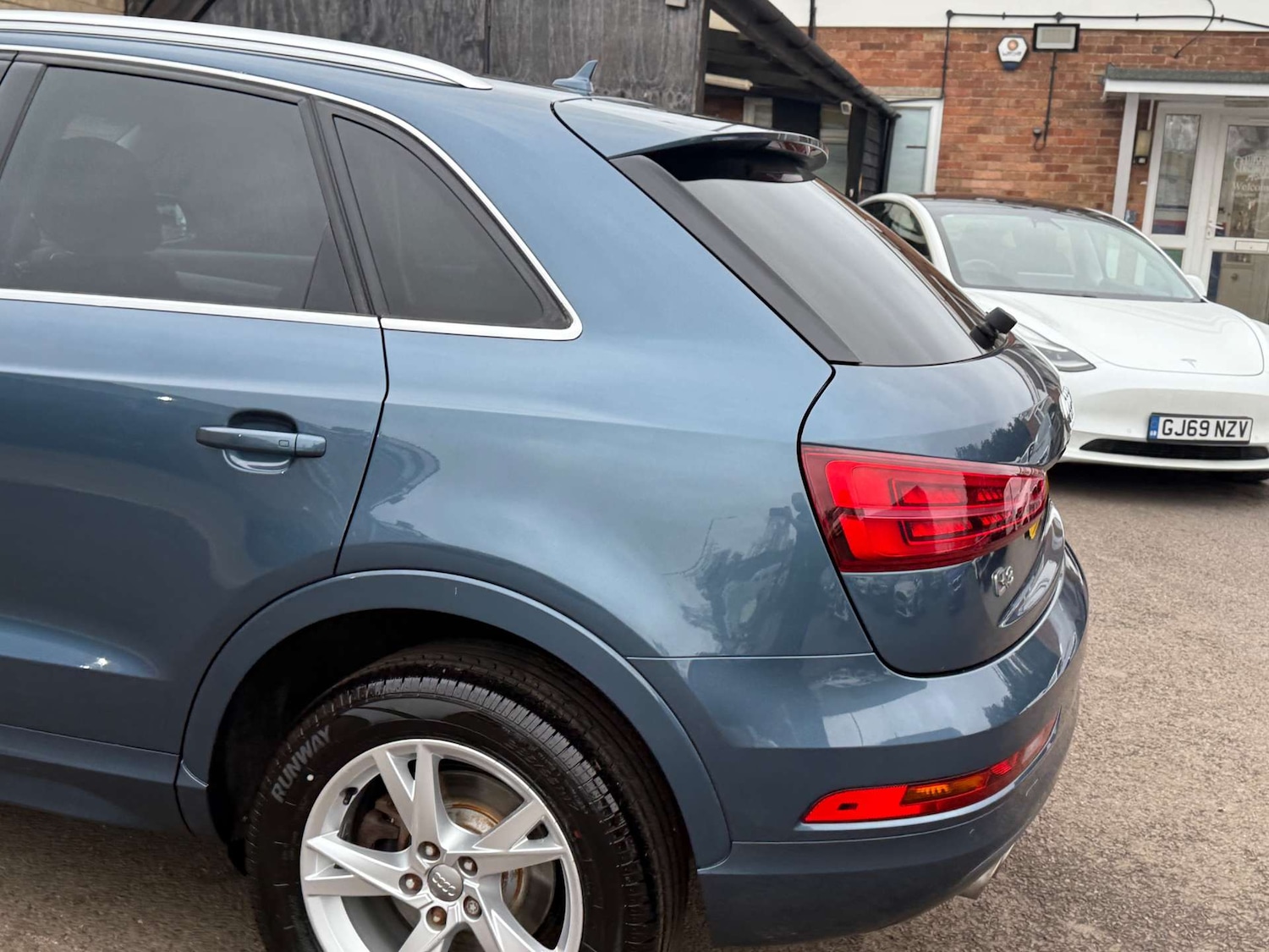 Used Audi Q3 2015 for sale - 76949878: Photo 70