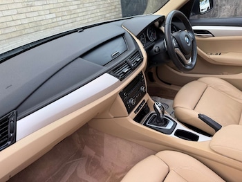 Used BMW X1 2015 for sale - 76462054: Photo