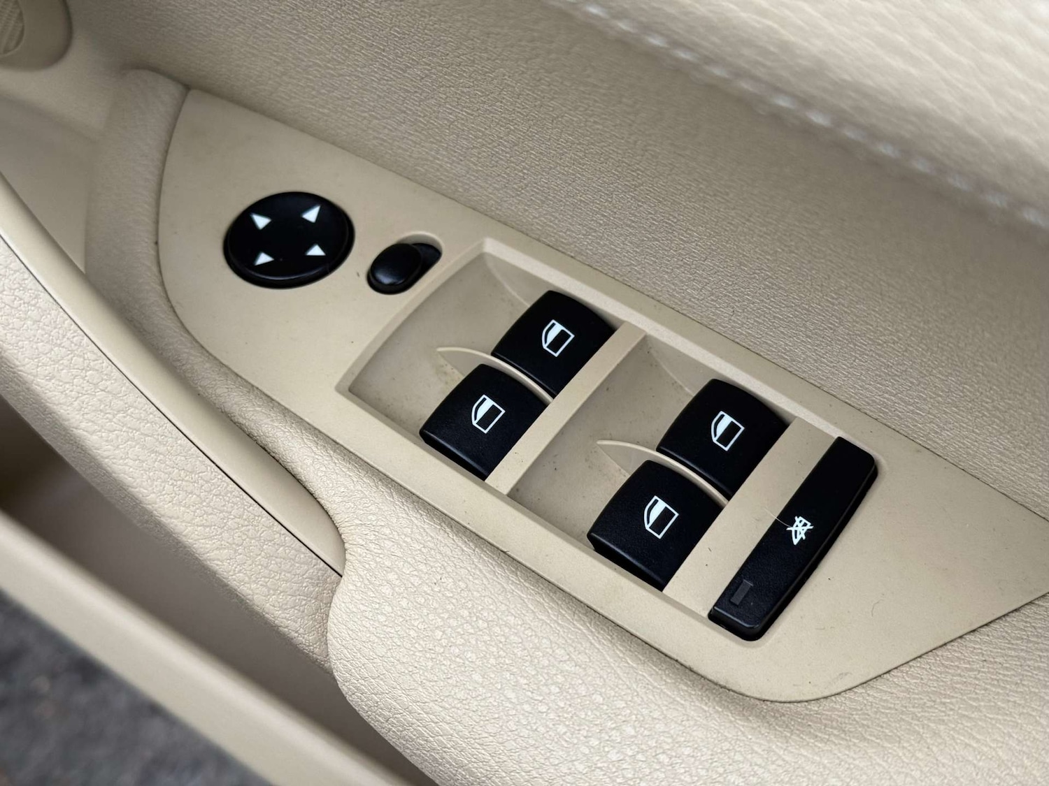 Used BMW X1 2015 for sale - 76462054: Photo 46