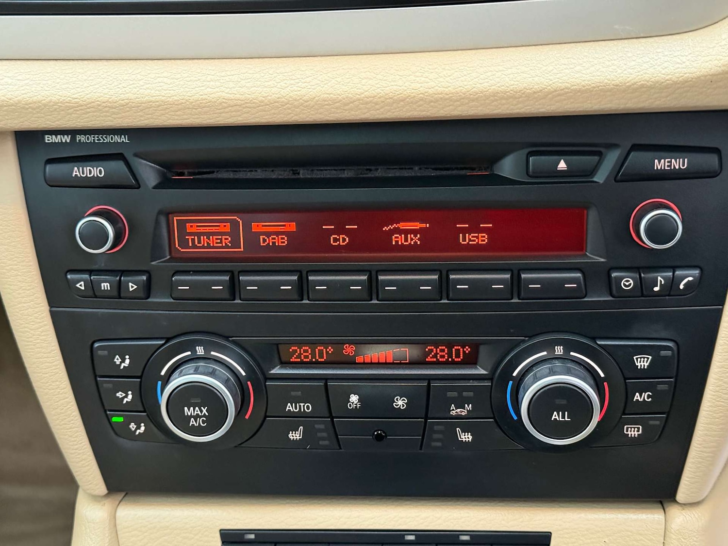 Used BMW X1 2015 for sale - 76462054: Photo 59