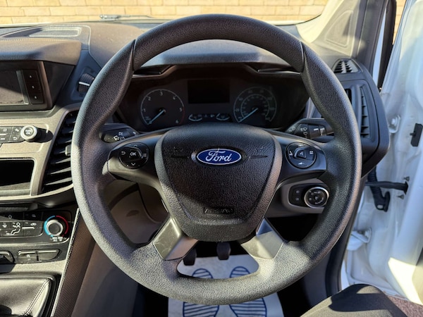 Used Ford Transit Connect 2018 for sale - 76184945: Photo 46