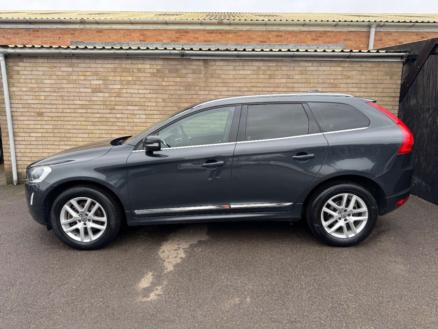 Used Volvo XC60 2016 for sale - 77224827: Photo 15