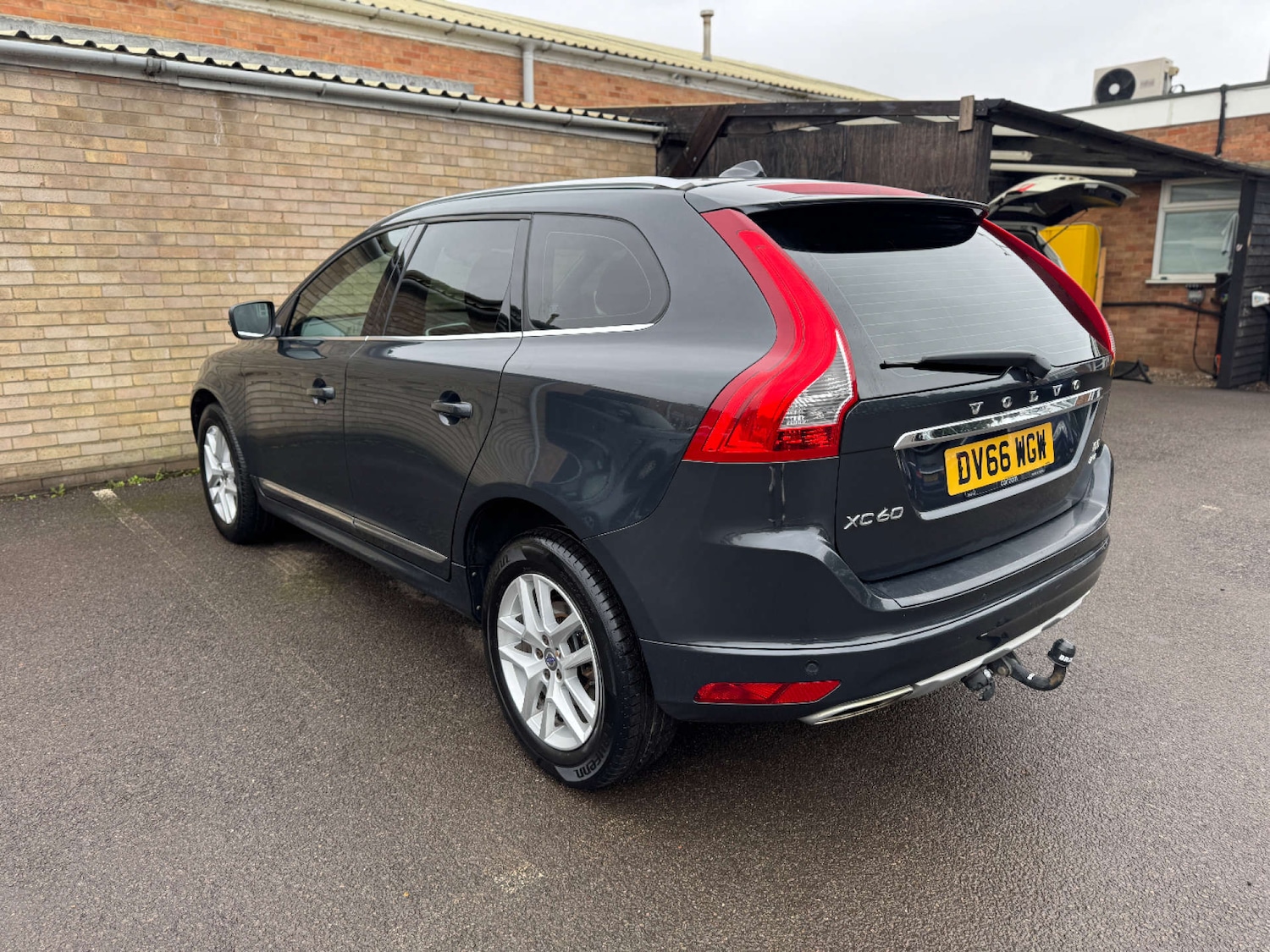 Used Volvo XC60 2016 for sale - 77224827: Photo 23