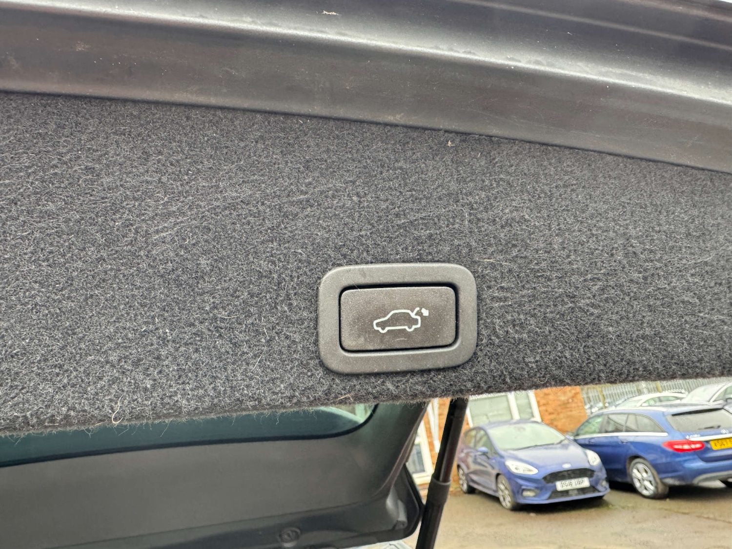 Used Volvo XC60 2016 for sale - 77224827: Photo 38