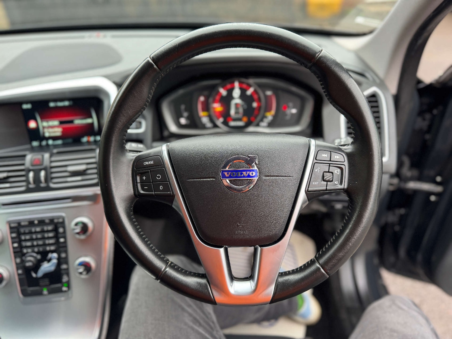 Used Volvo XC60 2016 for sale - 77224827: Photo 49