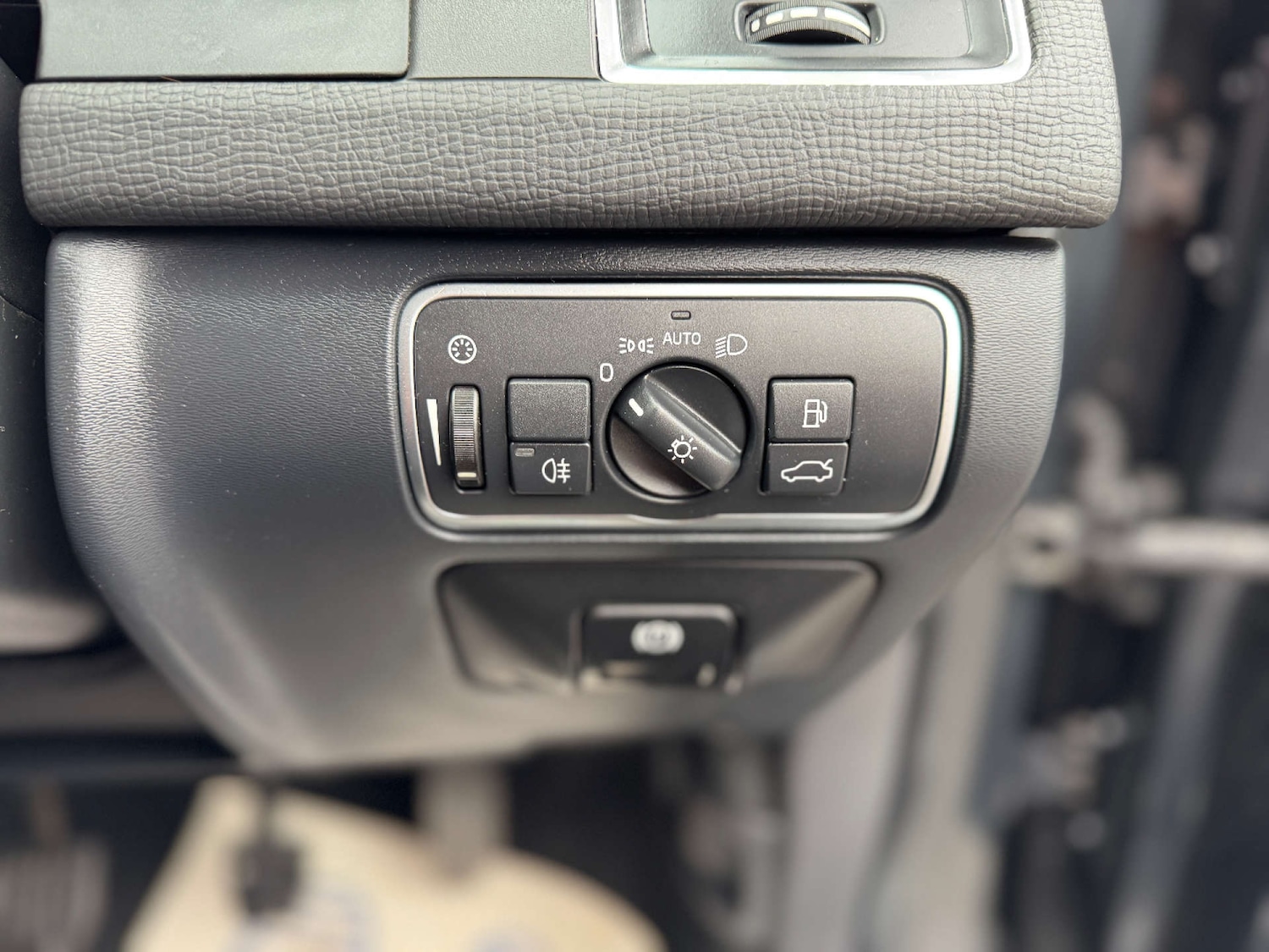 Used Volvo XC60 2016 for sale - 77224827: Photo 56