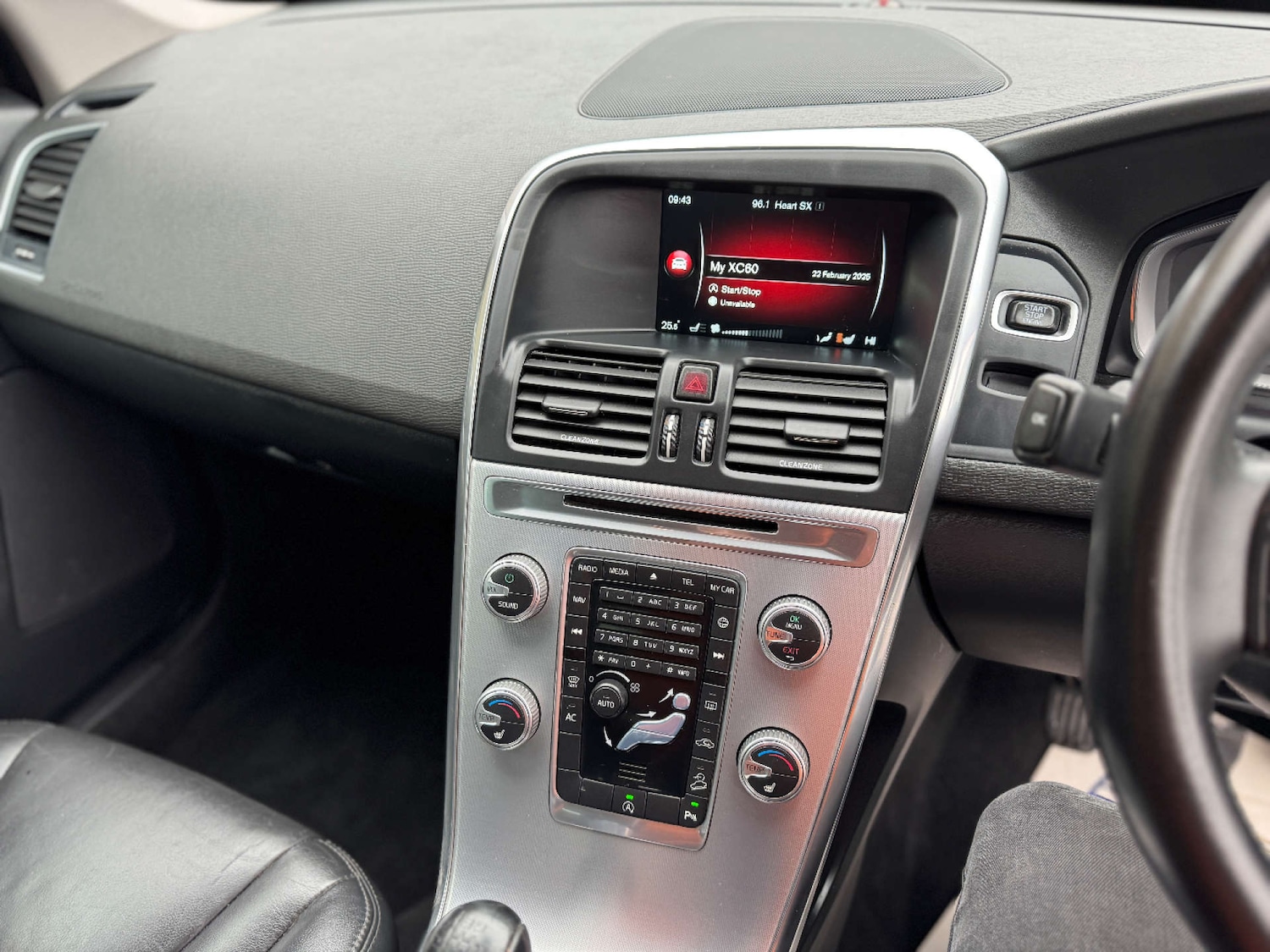 Used Volvo XC60 2016 for sale - 77224827: Photo 59