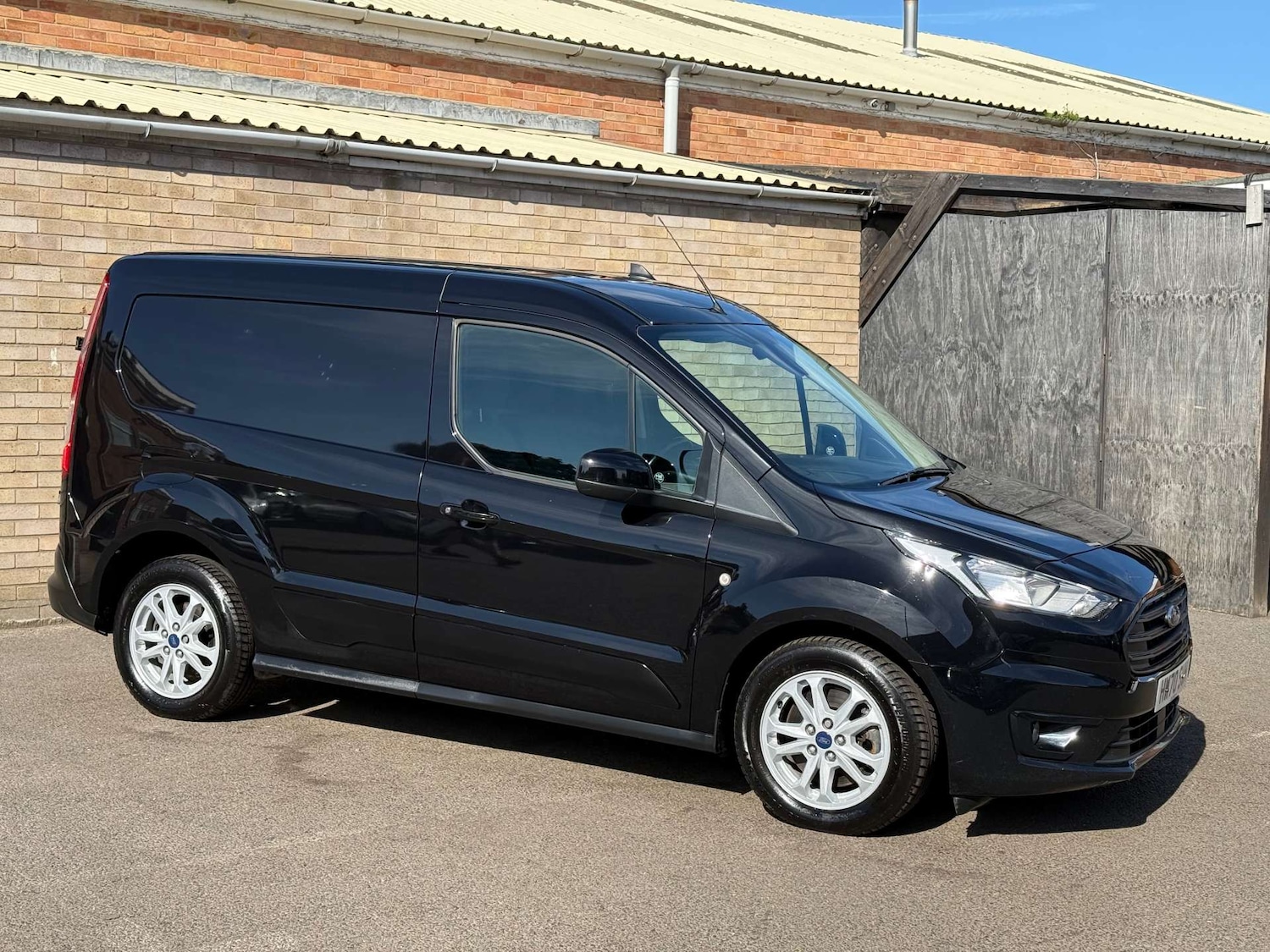 Used Ford Transit Connect 2020 for sale - 76547271: Photo 27
