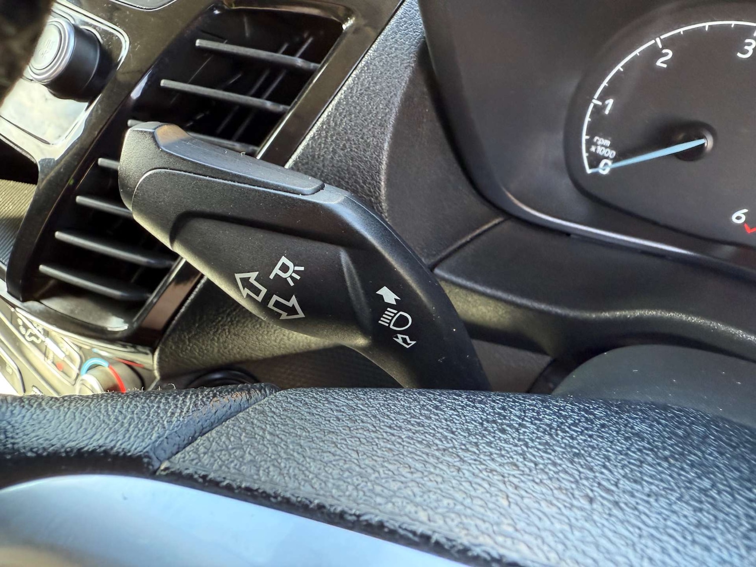 Used Ford Transit Connect 2020 for sale - 76547271: Photo 45