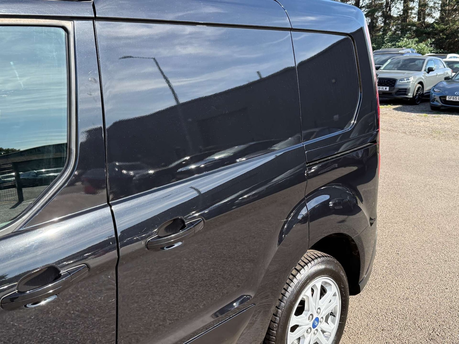 Used Ford Transit Connect 2020 for sale - 76547271: Photo 67