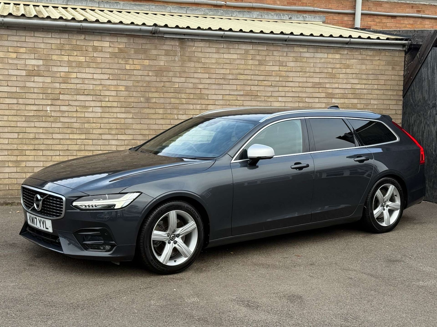 Used Volvo V90 2017 for sale - 76197210: Photo 15