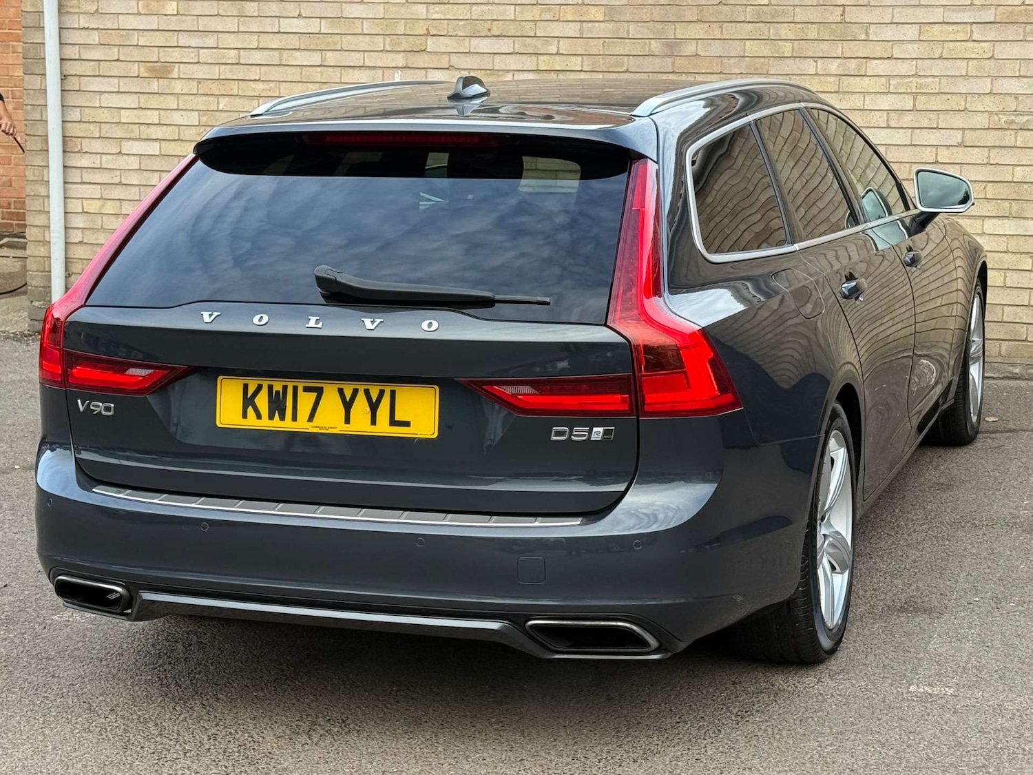 Used Volvo V90 2017 for sale - 76197210: Photo 18