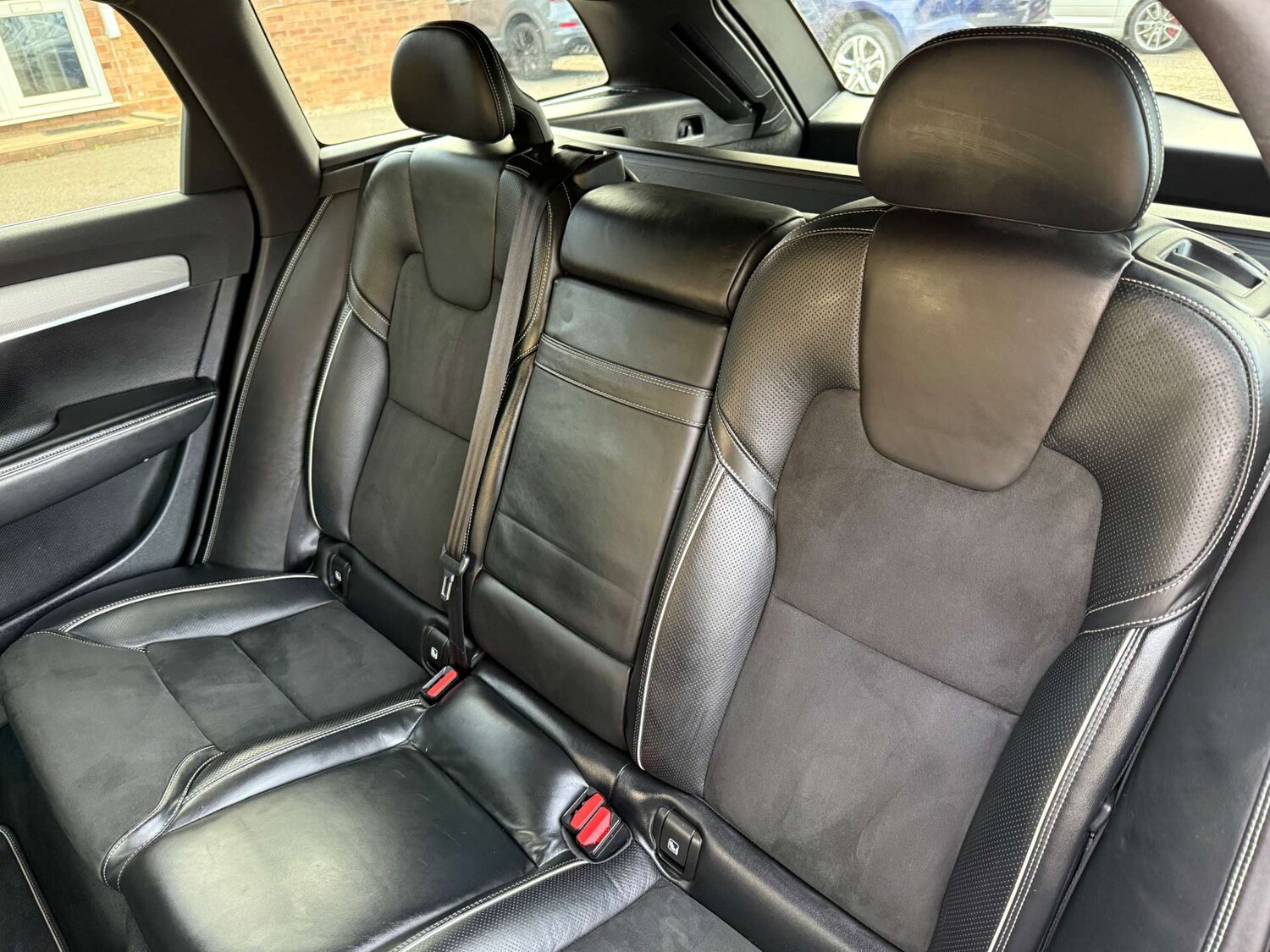 Used Volvo V90 2017 for sale - 76197210: Photo 36