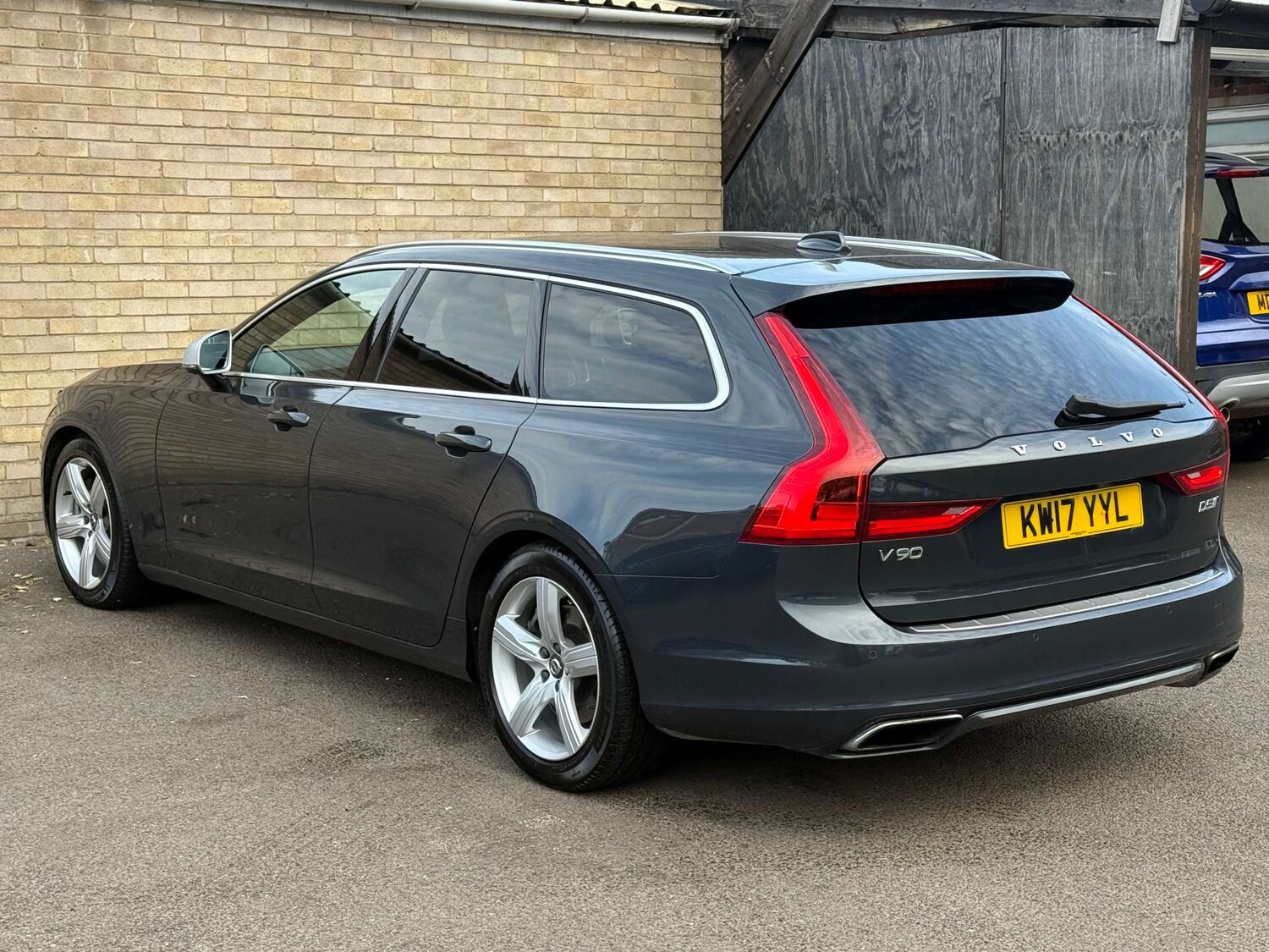 Used Volvo V90 2017 for sale - 76197210: Photo 40
