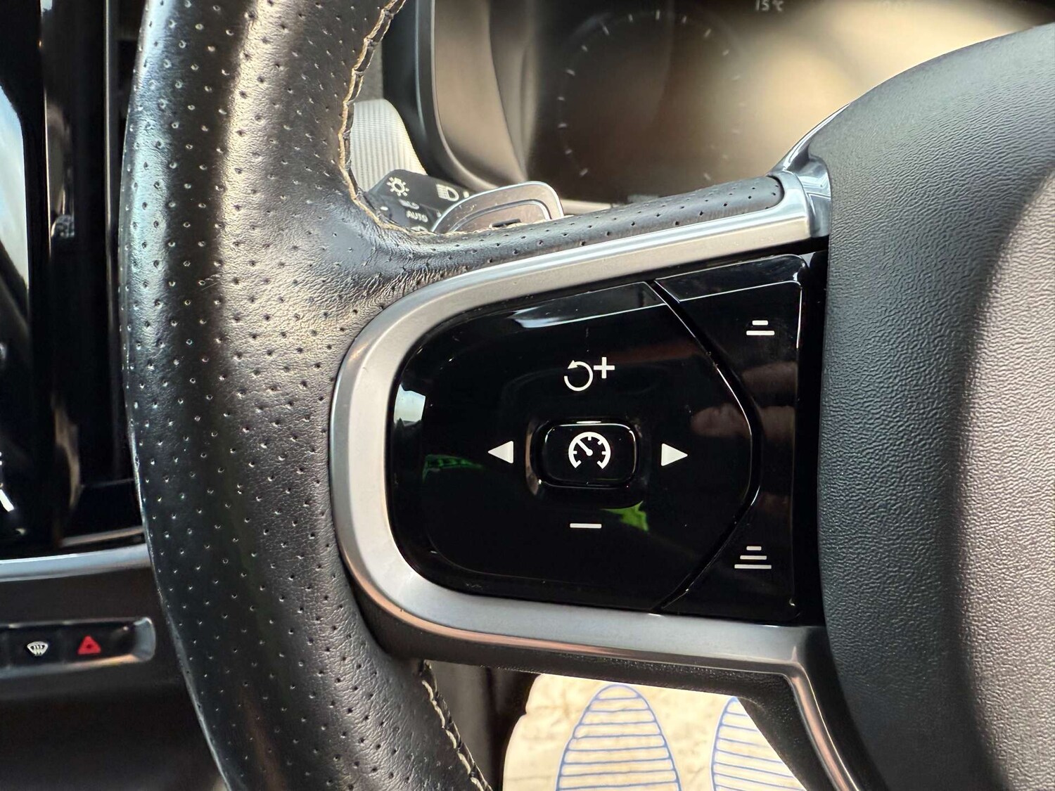 Used Volvo V90 2017 for sale - 76197210: Photo 47