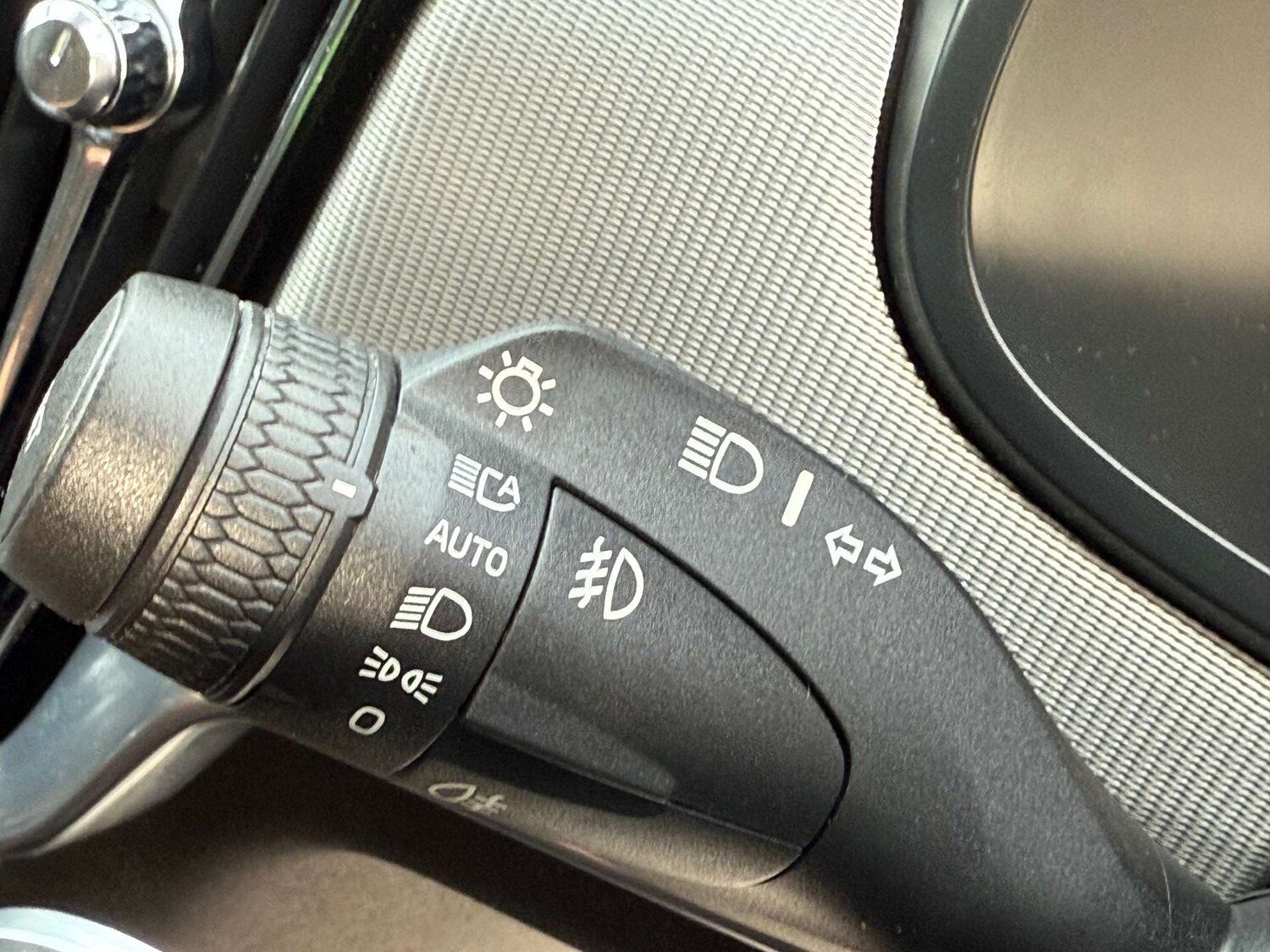 Used Volvo V90 2017 for sale - 76197210: Photo 50